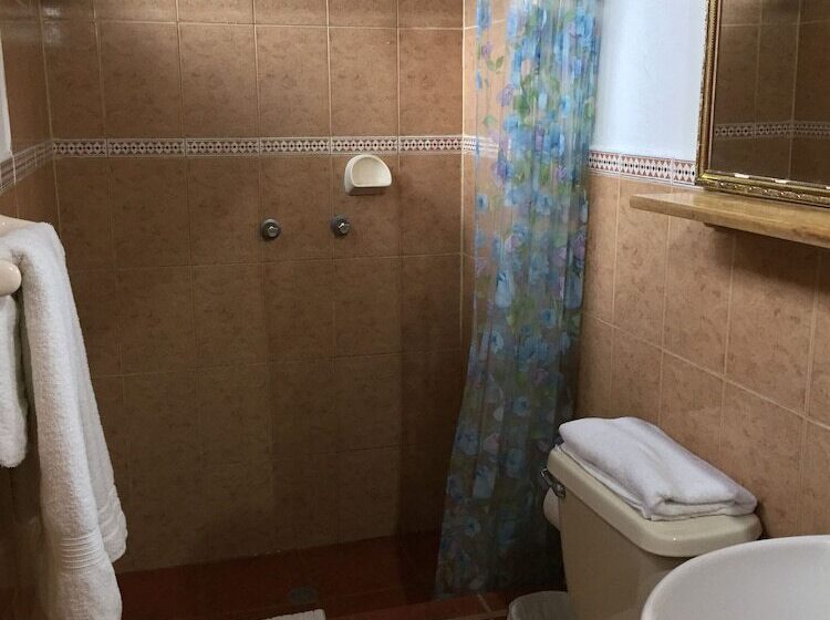 هتل Cabanas Isla Del Sol