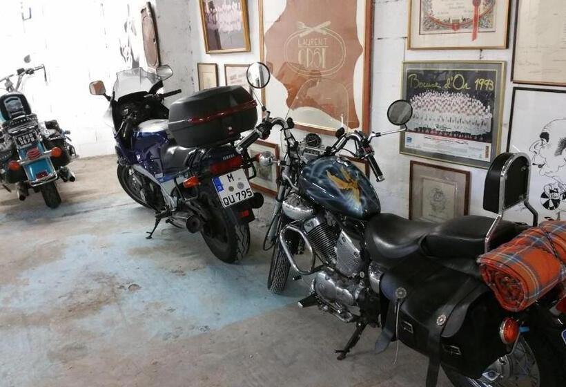 فندق Canal Aigues Mortes