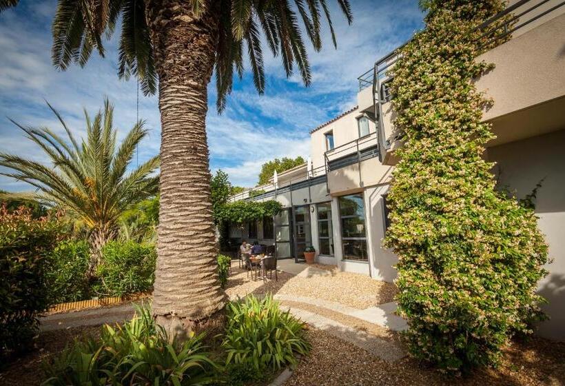 هتل Canal Aigues Mortes