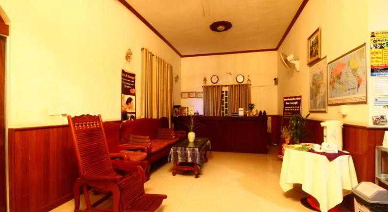 فندق Central Night