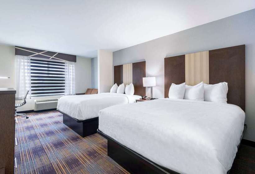 Отель Clarion Pointe Madisonhuntsville