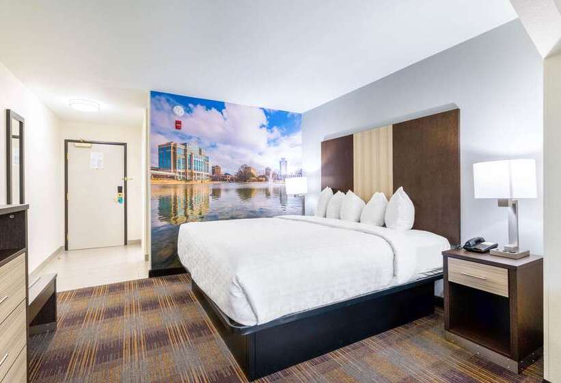 Отель Clarion Pointe Madisonhuntsville