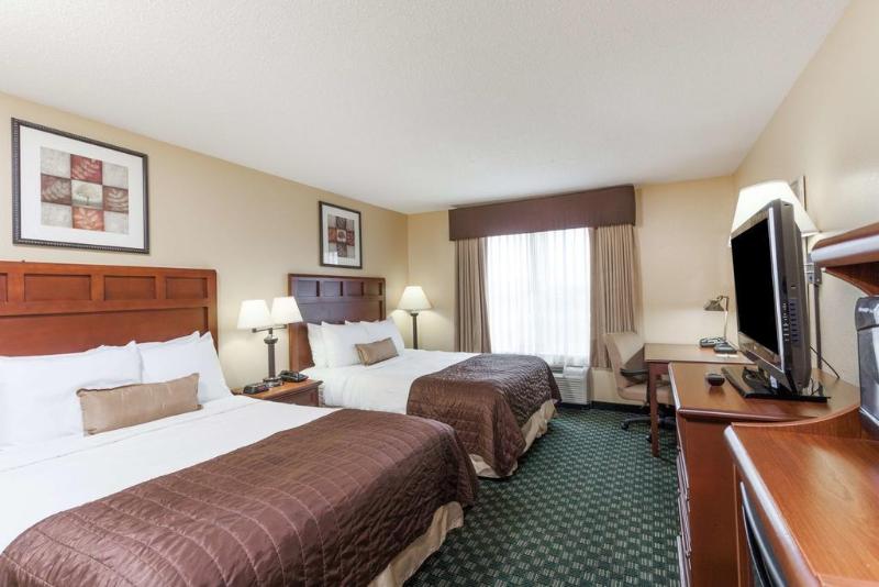 هتل Clarion Pointe Madisonhuntsville