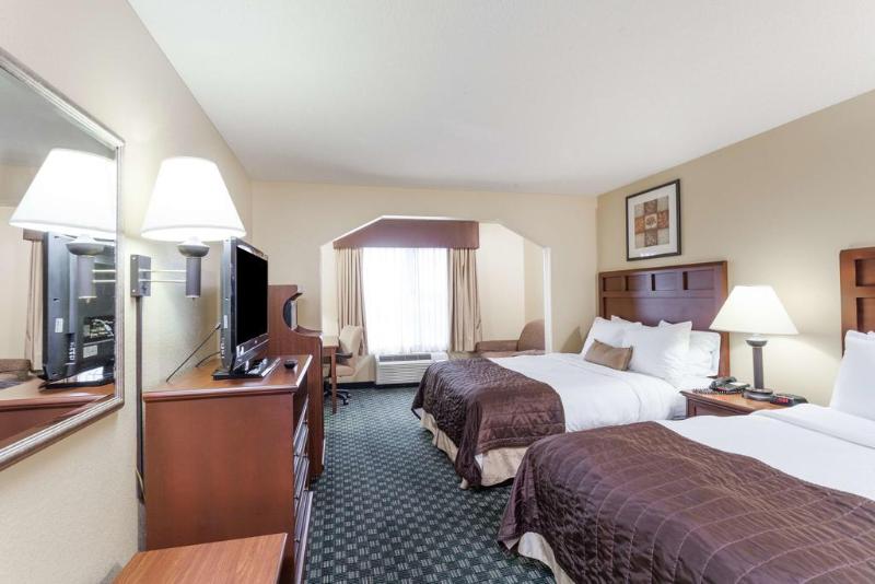 هتل Clarion Pointe Madisonhuntsville