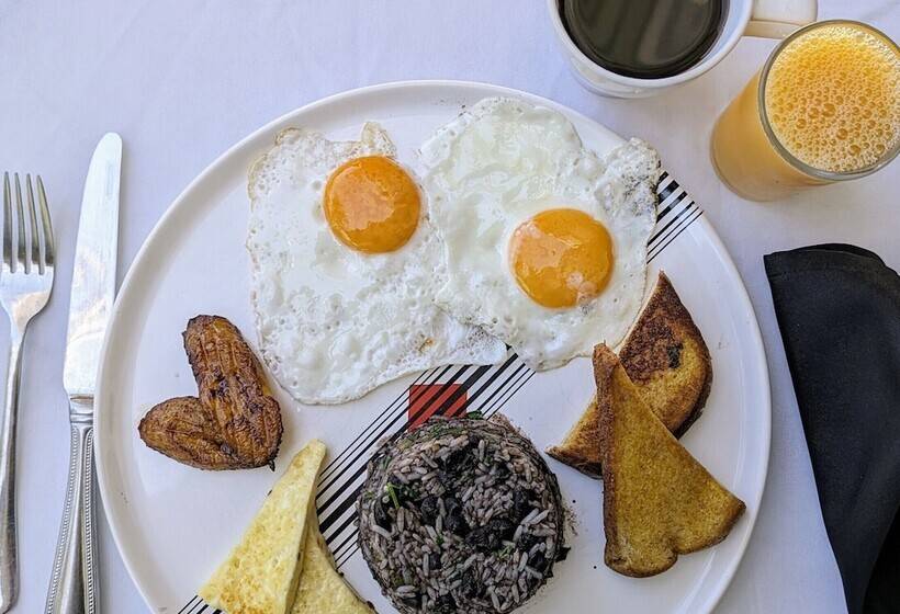 酒店 Colours Oasis Resort Adult Only