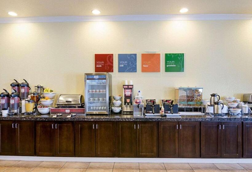 Отель Comfort Inn & Suites Orange   Montpelier