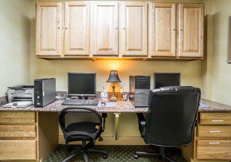 فندق Comfort Inn & Suites