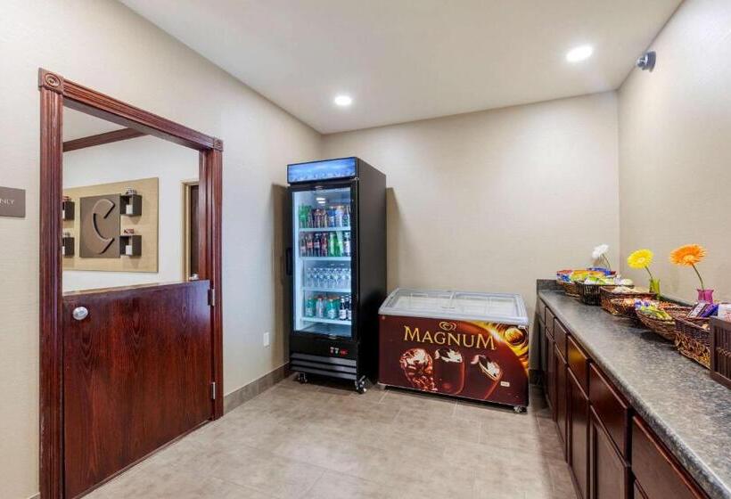 هتل Comfort Inn Ploverstevens Point