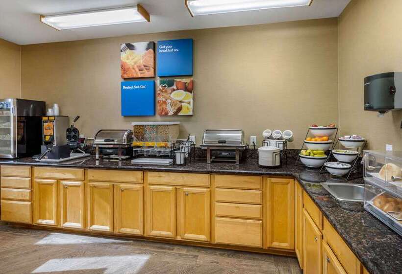 בית מלון כפרי Comfort Inn & Suites Murrieta Temecula Wine Country