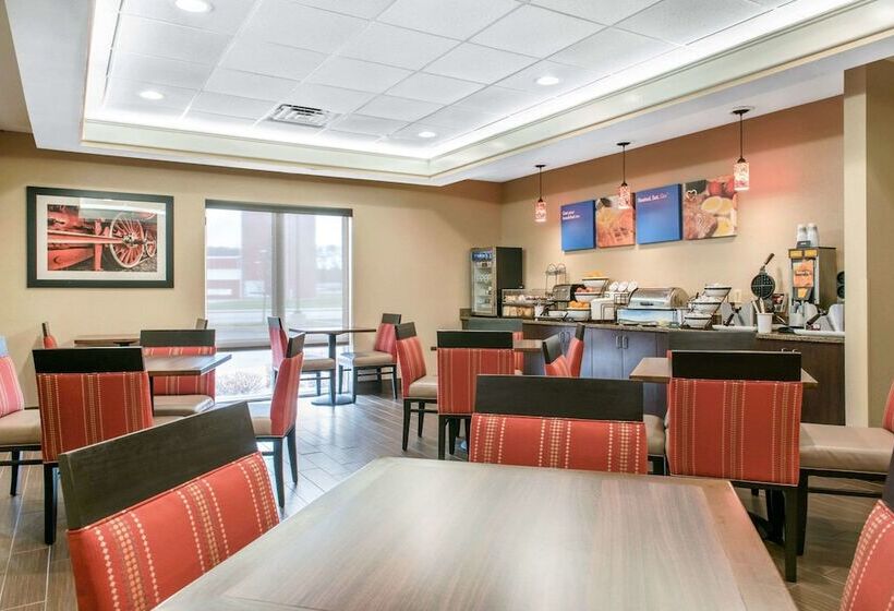 בית מלון כפרי Comfort Inn & Suites Porter Near Indiana Dunes