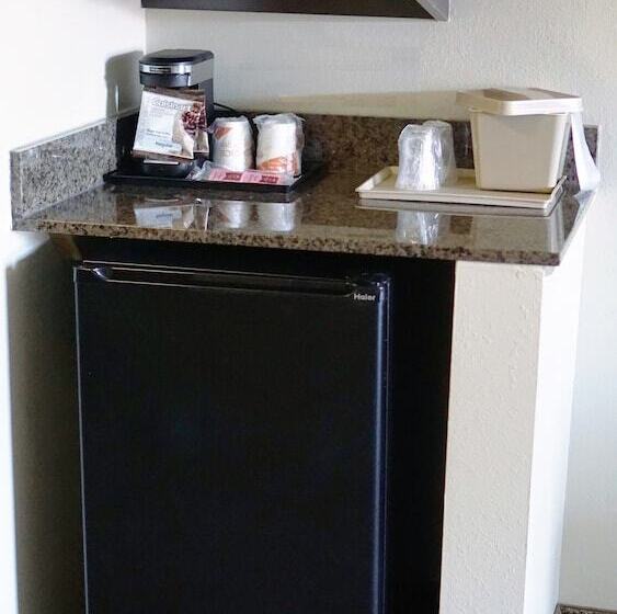 בית מלון כפרי Comfort Inn & Suites Porter Near Indiana Dunes