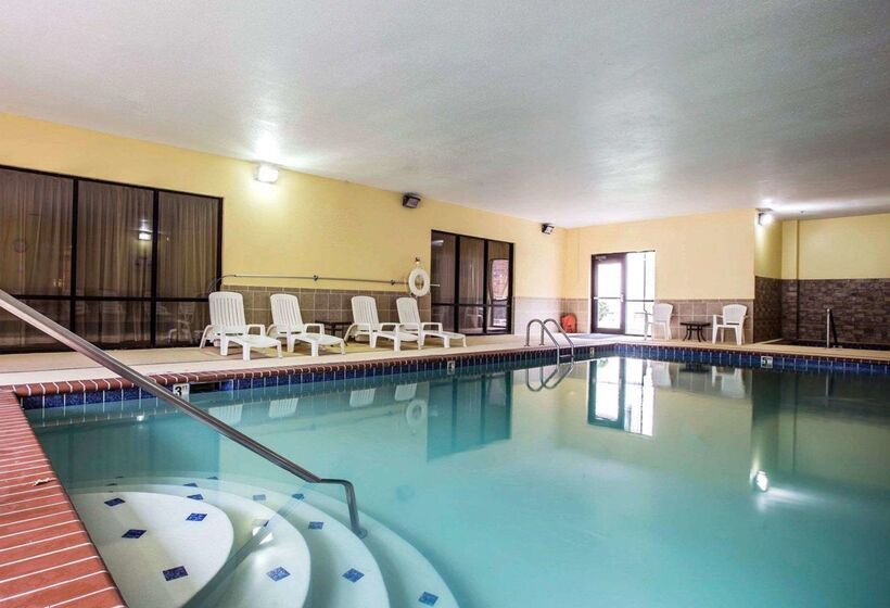 فندق Comfort Inn & Suites