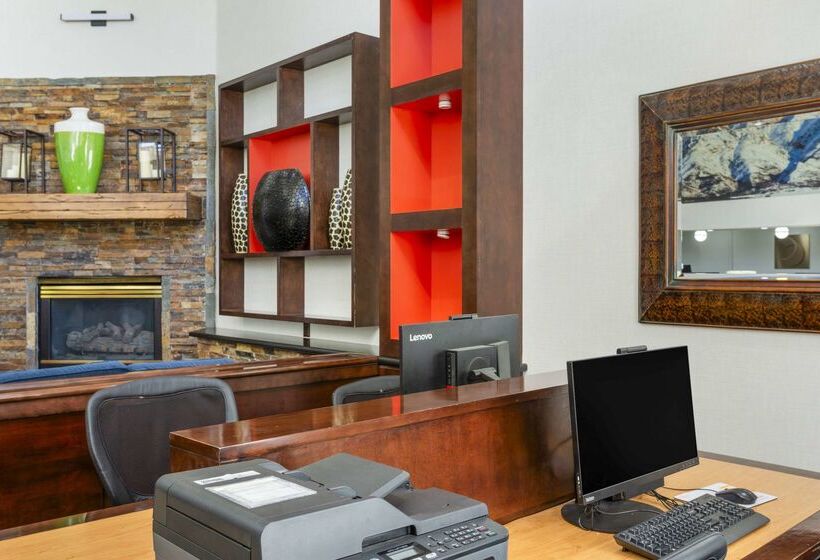 Отель Comfort Suites Ogden Conference Center