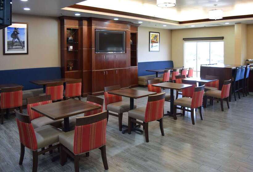 فندق Comfort Suites Olive Branch   Memphis South