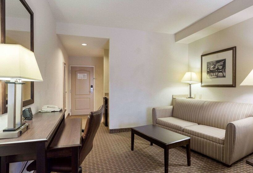 فندق Comfort Suites Olive Branch   Memphis South