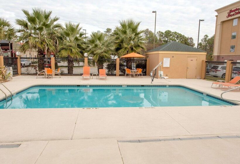 בית מלון כפרי Comfort Suites Port Allen  Baton Rouge