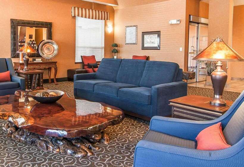 فندق Comfort Suites Redmond Airport