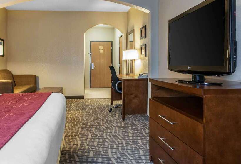 فندق Comfort Suites