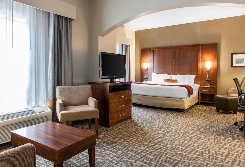 فندق Comfort Suites