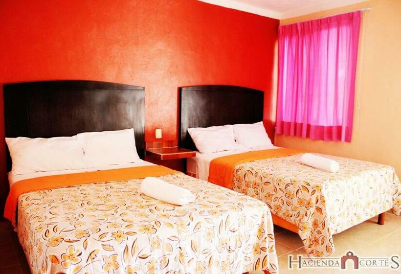 فندق Hacienda Cortes