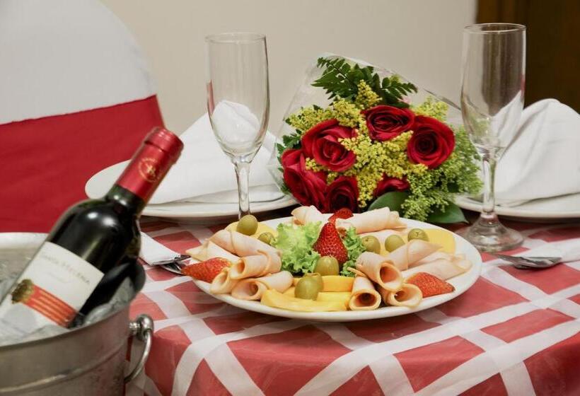 בית מלון כפרי Costa Linda