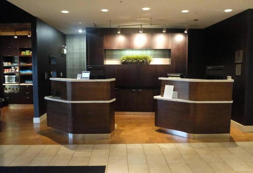 هتل Courtyard By Marriott Owensboro