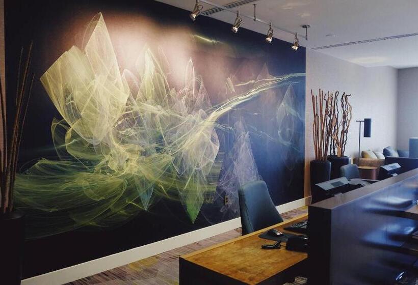 هتل Courtyard By Marriott Owensboro