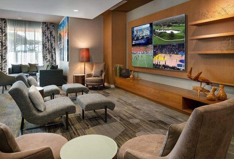 فندق Courtyard By Marriott Maui Kahului Airport