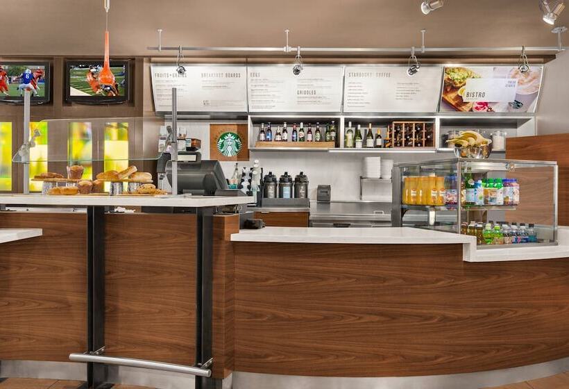 ホテル Courtyard By Marriott Palmdale