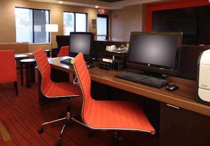 ホテル Courtyard By Marriott Palmdale