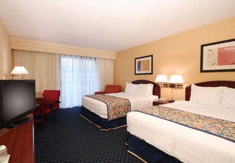 ホテル Courtyard By Marriott Palmdale