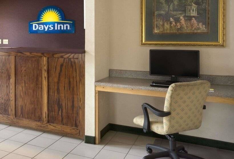 فندق Days Inn By Wyndham Alma