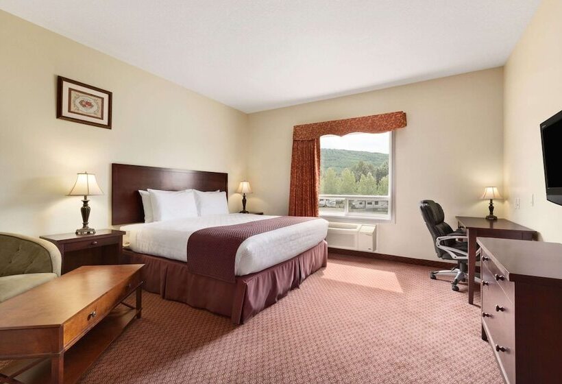 Отель Days Inn By Wyndham Chetwynd