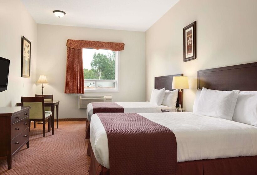 Отель Days Inn By Wyndham Chetwynd