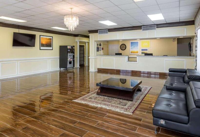 فندق Days Inn By Wyndham Madison