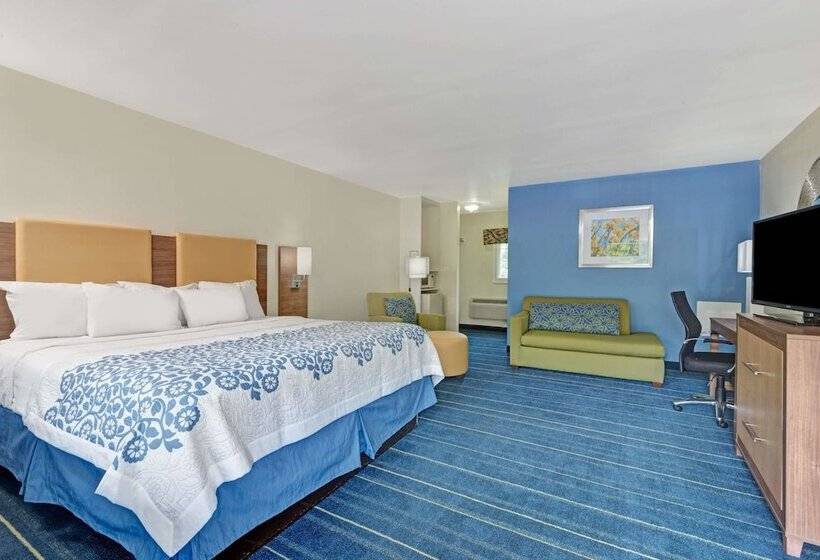 Отель Days Inn By Wyndham Ridgefield