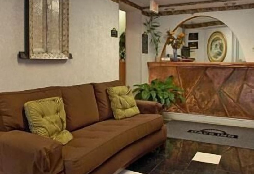 Отель Days Inn By Wyndham Ridgefield