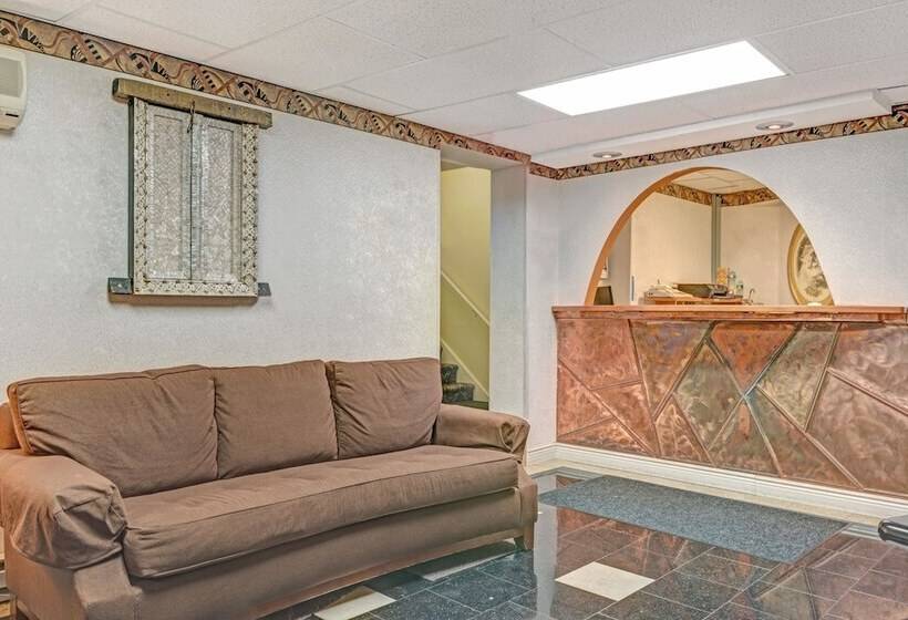 Отель Days Inn By Wyndham Ridgefield