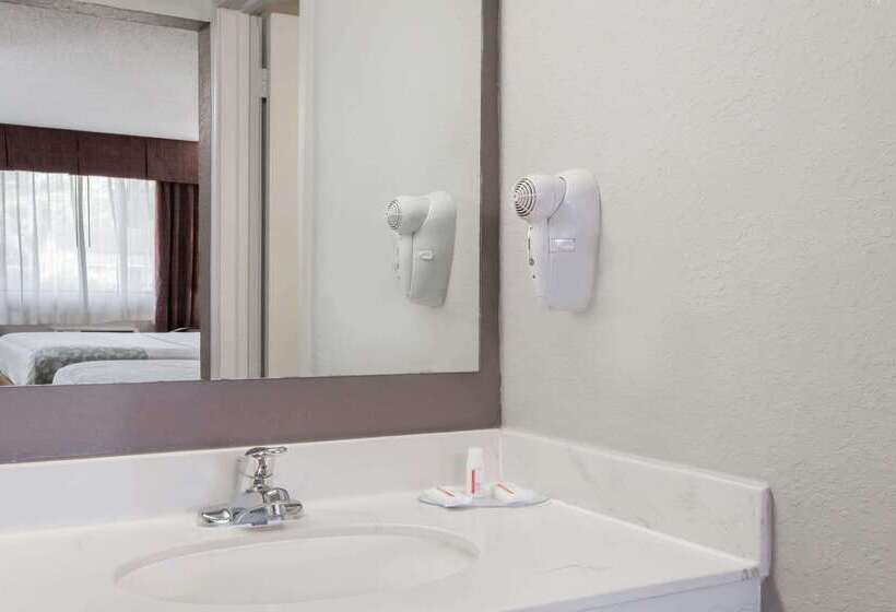 فندق Days Inn By Wyndham St Augustine/historic Downtown