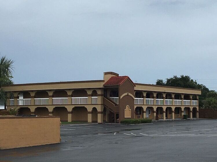 فندق Days Inn By Wyndham St Augustine/historic Downtown