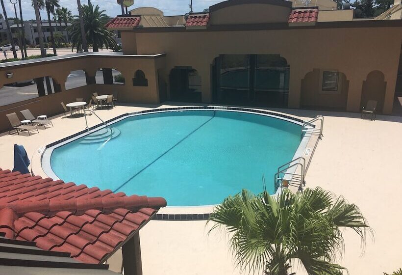 فندق Days Inn By Wyndham St Augustine/historic Downtown