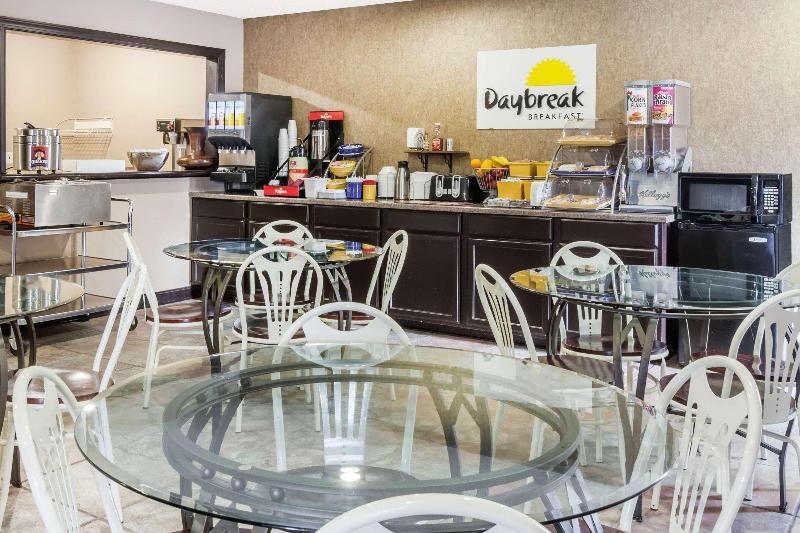 فندق Days Inn & Suites By Wyndham New Iberia