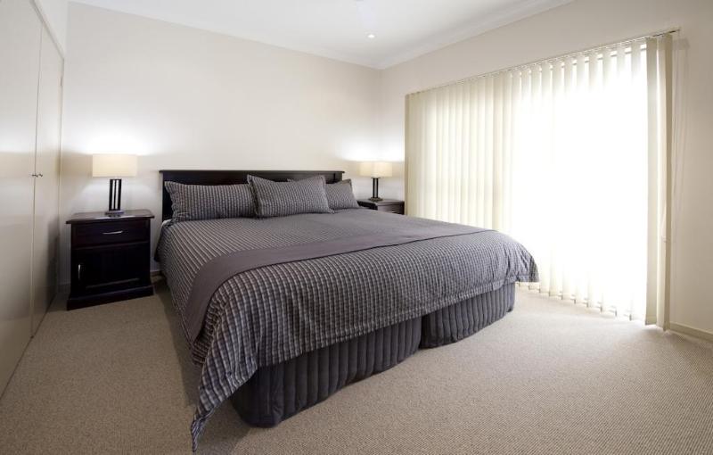 בית מלון כפרי Dolphin Shores