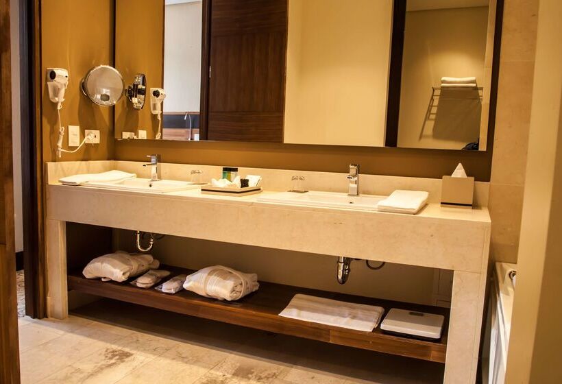 Doubletree By Hilton Hotel Bogotá   Parque 93