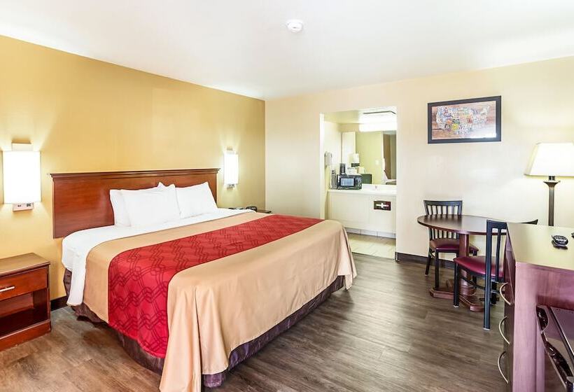 فندق Econo Lodge Mcalester