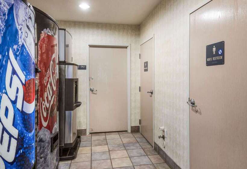 فندق Econo Lodge Morristown