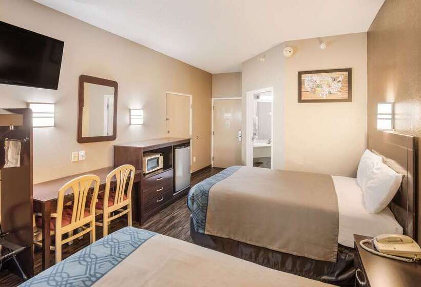 فندق Econo Lodge Morristown