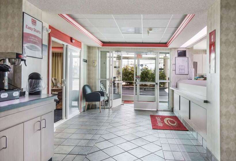 فندق Econo Lodge Morristown