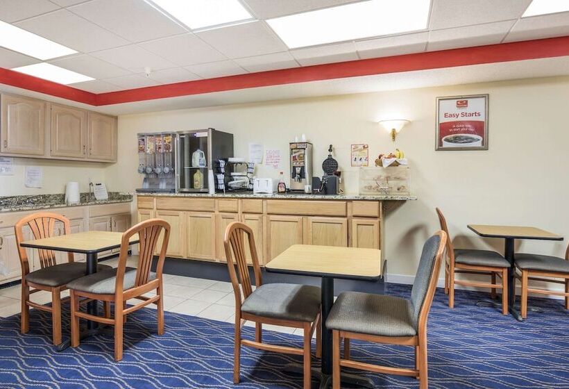 فندق Econo Lodge Morristown