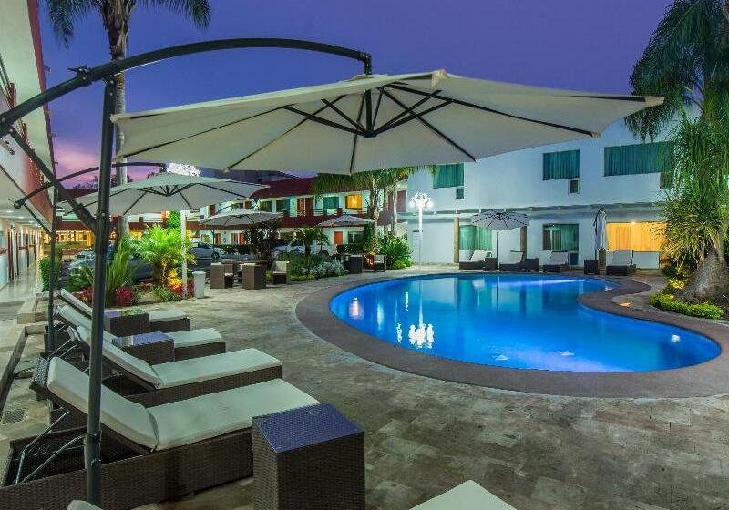 فندق Estancia Business Class